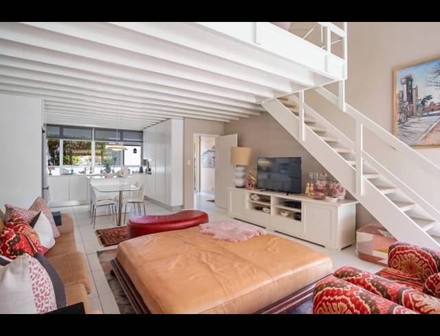 3 BEDROOM PROPERTY TO RENT IN CONSTANTIA